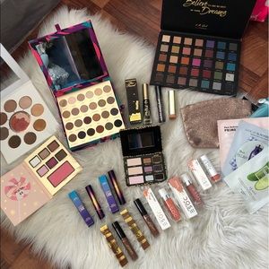 TARTE TOO FACED MAKE UP BUNDLE